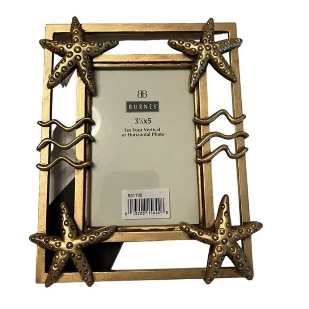NWT Burnes of Boston Gold Finish 3.5”x5”Starfish Picture Frame, no box
